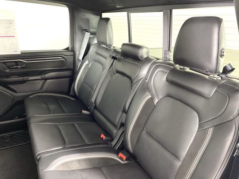 Used 2024 RAM 1500 Laramie AWD/4WD image 32