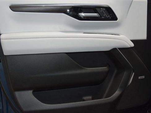 New 2026 Chevrolet Suburban Premier w/ Sun And Tow Package image 47