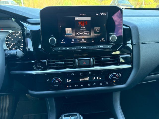 Certified 2025 Nissan Pathfinder SV FWD image 19