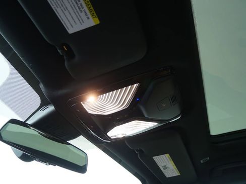 Certified 2023 BMW X5 sDrive40i w/ M Sport Package image 23