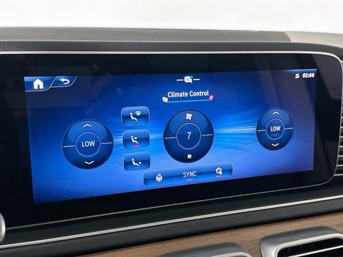 Used 2024 Mercedes-Benz GLE 350 4MATIC image 16