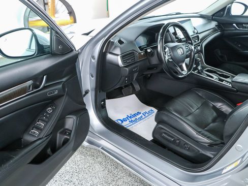Used 2018 Honda Accord EX-L image 3