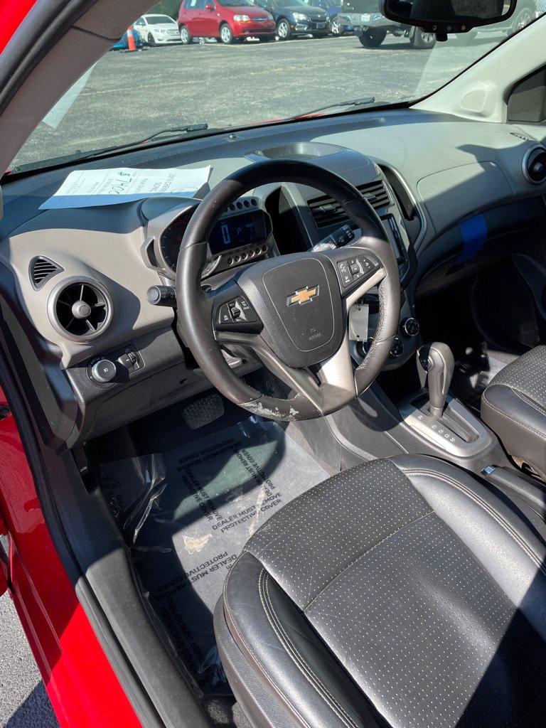 Used 2015 Chevrolet Sonic LTZ FWD image 9