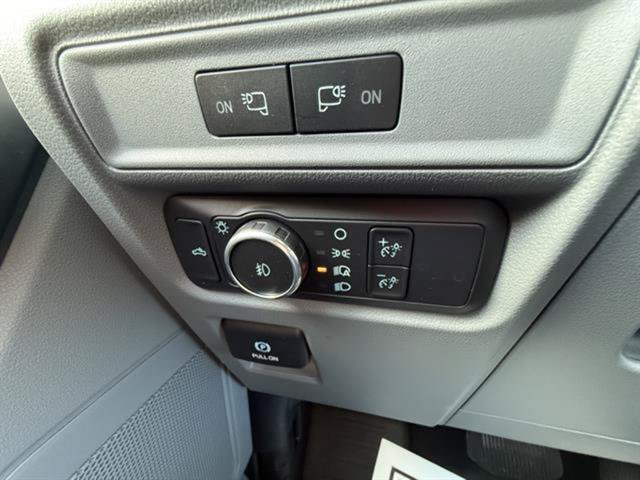 Used 2022 Ford F150 XL w/ Equipment Group 101A High AWD/4WD image 11