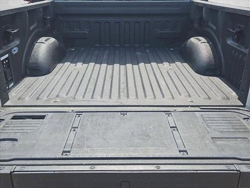 Used 2022 Ford F150 Platinum w/ Equipment Group 701A High image 6