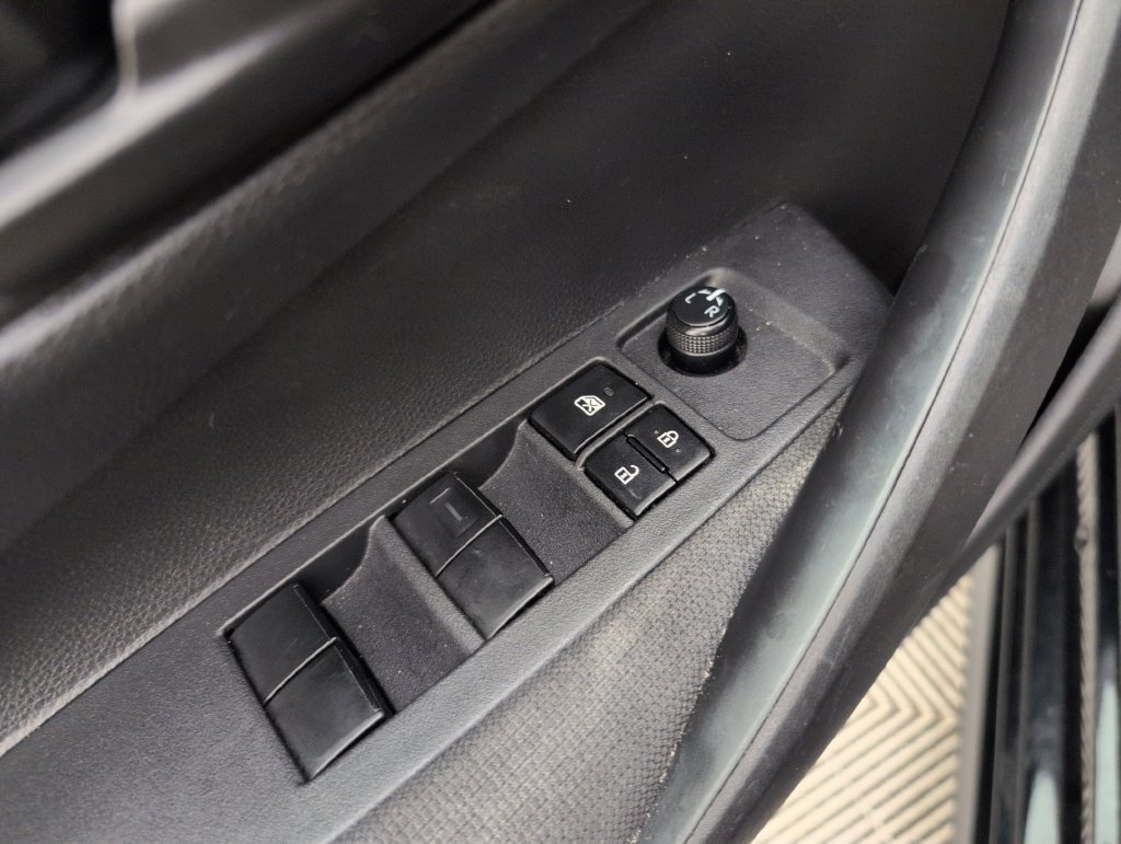 Used 2024 Toyota Corolla LE FWD image 32