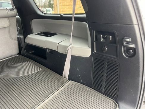 Used 2008 Toyota Sequoia Platinum image 39