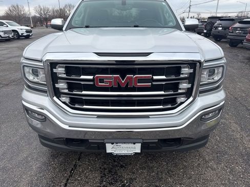 Used 2018 GMC Sierra 1500 SLT w/ SLT Premium Package image 9