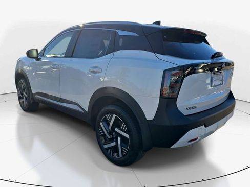 New 2026 Nissan Kicks SV w/ SV Premium Package image 7