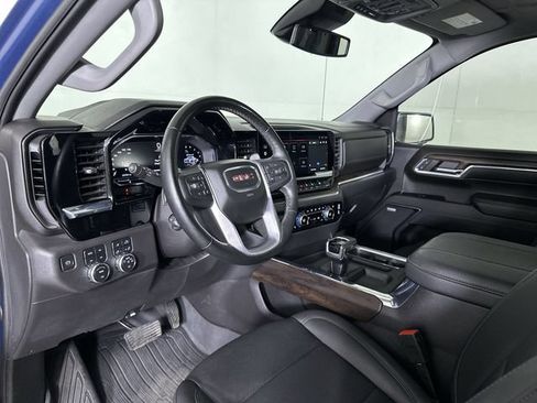Used 2024 GMC Sierra 1500 SLT w/ SLT Premium Plus Package AWD/4WD image 10