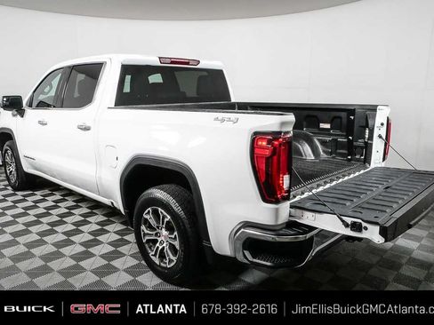 Certified 2025 GMC Sierra 1500 SLT AWD/4WD image 30
