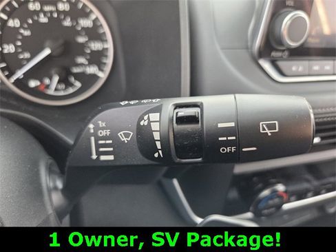 Used 2024 Nissan Rogue SV image 29