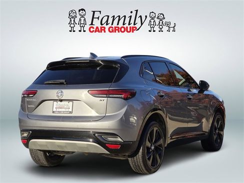 Used 2022 Buick Envision Essence w/ Technology Package I image 4