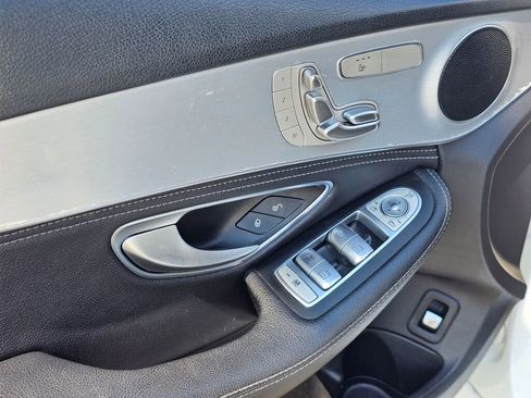 Used 2015 Mercedes-Benz C 300 4MATIC Sedan image 23