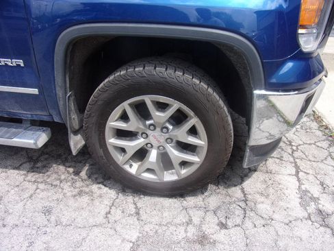 Used 2015 GMC Sierra 1500 SLT w/ SLT Crew Cab Value Package image 15