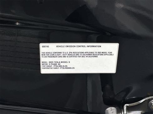 Used 2023 Tesla Model S image 9