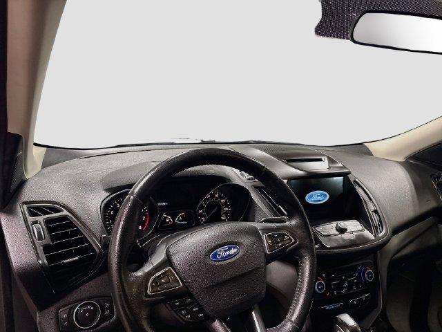 Used 2018 Ford Escape SEL FWD image 11