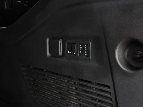 Used 2024 GMC Yukon XL Denali Ultimate image 86