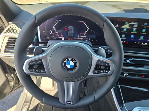 New 2026 BMW X5 xDrive40i w/ Executive Package AWD/4WD image 17