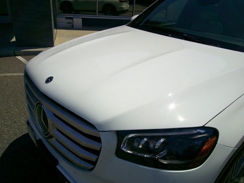 Used 2024 Mercedes-Benz GLS 450 4MATIC image 61