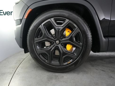 Used 2023 Rivian R1S Launch Edition AWD/4WD image 19