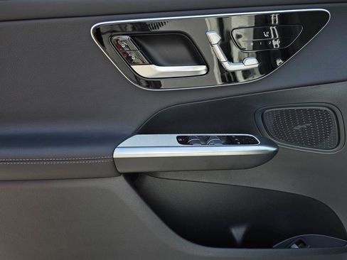 New 2026 Mercedes-Benz GLC 43 AMG 4MATIC image 12