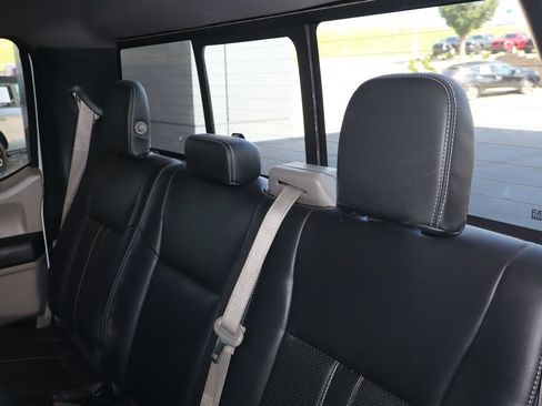 Used 2019 Ford F150 XLT w/ Equipment Group 302A Luxury AWD/4WD image 29