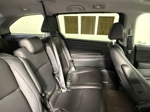 Used 2023 Honda Odyssey EX-L image 42