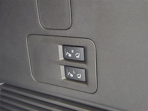 New 2026 INFINITI QX80 Pure w/ Cargo Package image 16