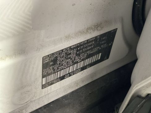 Used 2023 Toyota RAV4 XSE AWD/4WD image 20