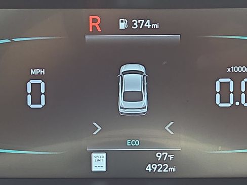 Used 2025 Hyundai Elantra Hybrid w/ Cargo Package FWD image 21