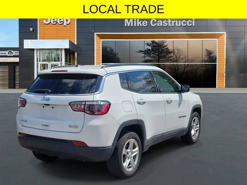 Used 2023 Jeep Compass Latitude AWD/4WD image 4