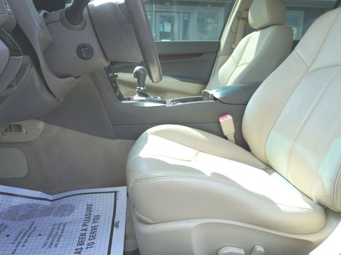 Used 2012 INFINITI G37 x Sedan w/ Premium Pkg AWD/4WD image 21