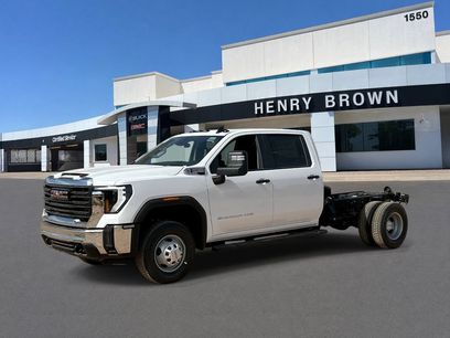 New 2026 GMC Sierra 3500 Pro w/ Convenience Package