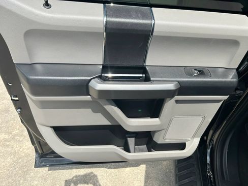 Used 2018 Ford F150 XLT AWD/4WD image 29