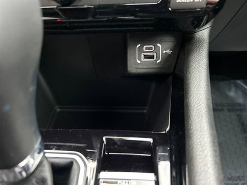 New 2026 Jeep Compass Latitude image 23