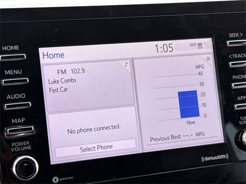 Used 2024 Toyota Camry SE image 18