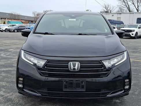 Used 2024 Honda Odyssey Sport image 2