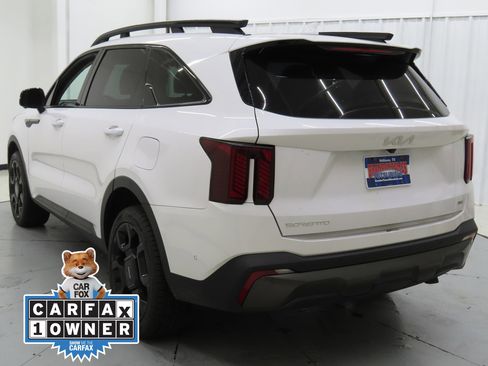 Used 2024 Kia Sorento SX image 5