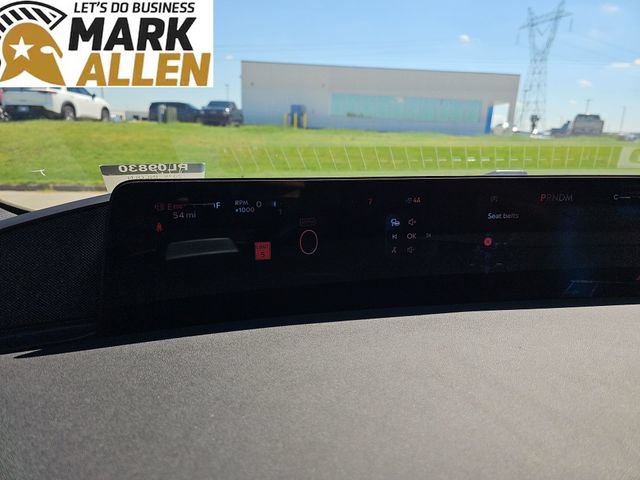 Used 2025 Lincoln Navigator Reserve AWD/4WD image 11