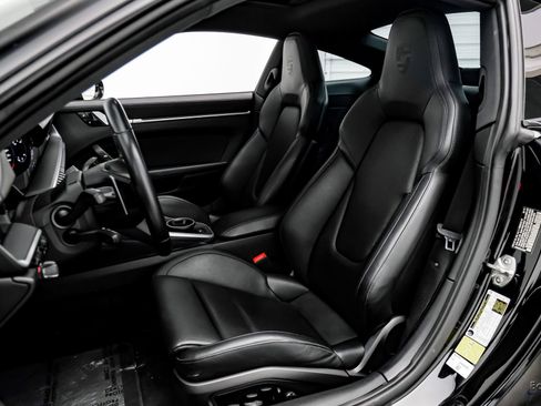 Used 2020 Porsche 911 Carrera 4S image 33