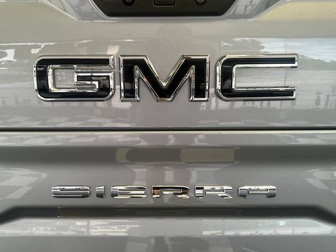 Used 2023 GMC Sierra 1500 Elevation w/ LPO, Elevation Black Package AWD/4WD image 14