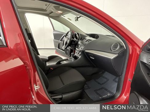 Used 2013 MAZDA MAZDA3 i Touring w/ Preferred Equipment Pkg image 14