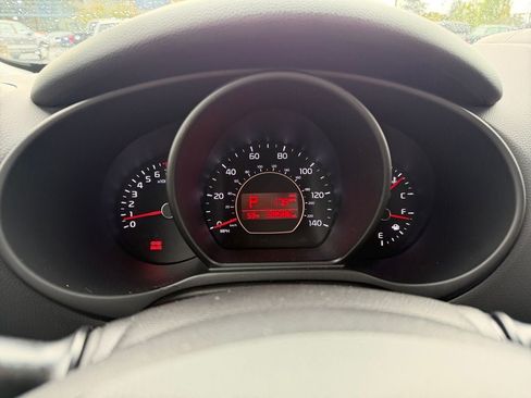 Used 2018 Kia Soul + FWD image 14