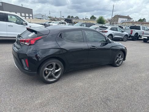 Used 2020 Hyundai Veloster 2.0 FWD image 17