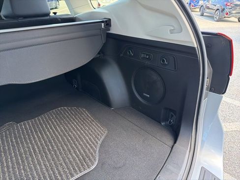 Used 2019 Subaru Forester Touring image 34