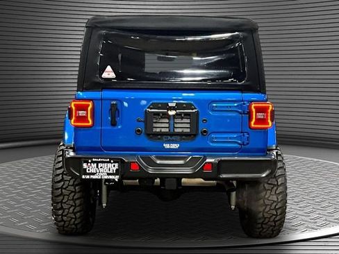Used 2021 Jeep Wrangler Unlimited Sahara AWD/4WD image 5