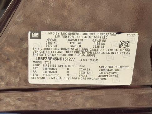 Used 2022 Buick Envision Avenir w/ Technology Package II image 31