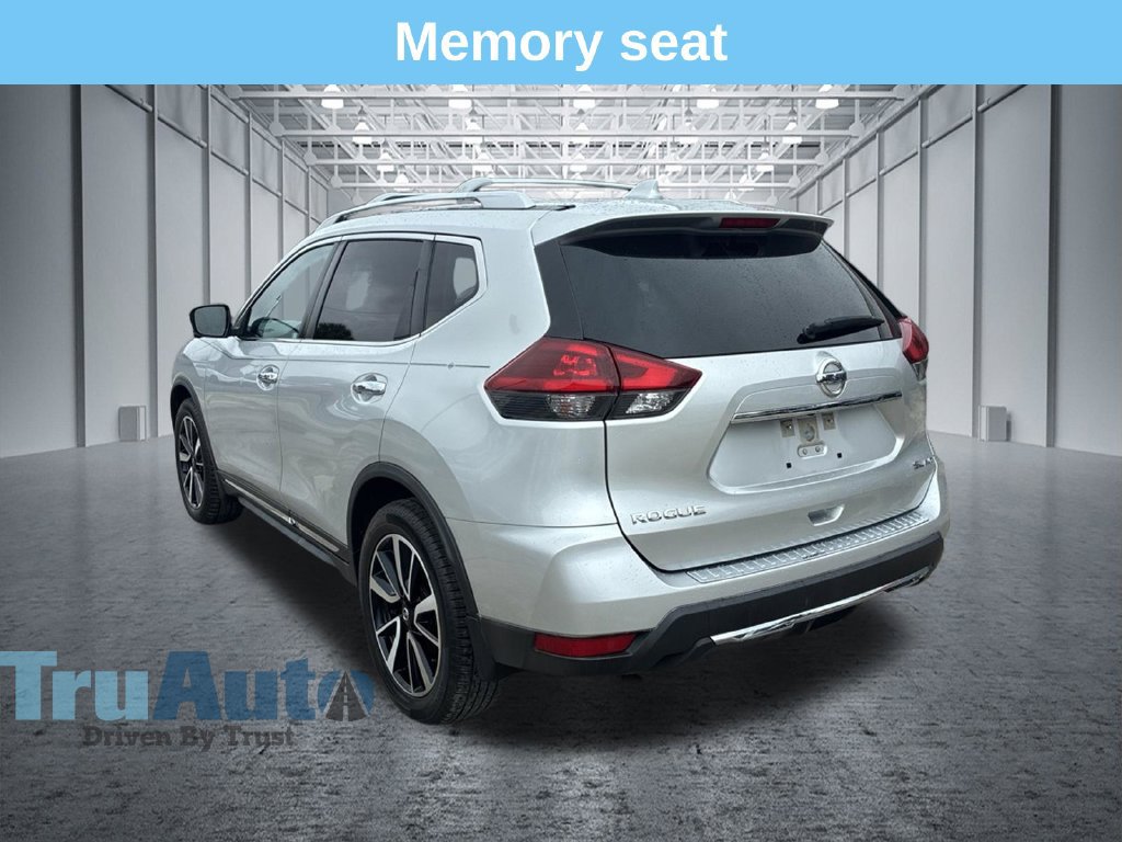 Used 2018 Nissan Rogue SL w/ Premium Package AWD/4WD image 5