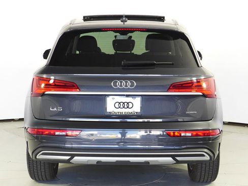 Used 2023 Audi Q5 2.0T Premium w/ Convenience Package image 8